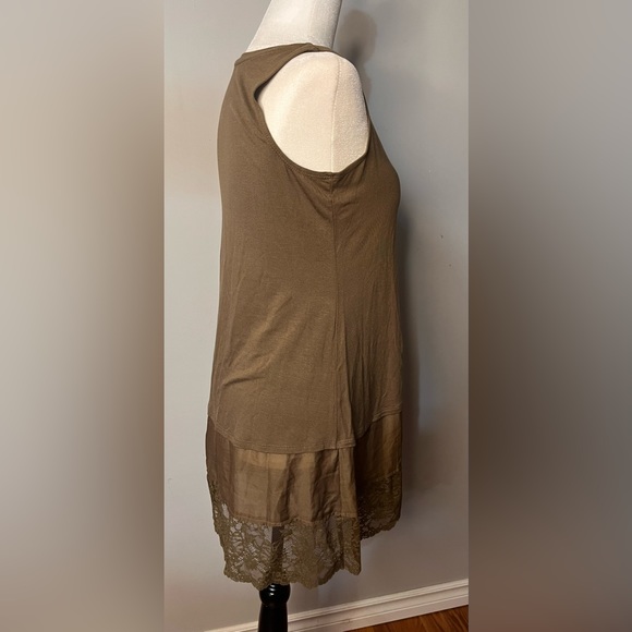 LOGO by Lori Goldstein Bronze Colored Tank Top Tunic w/ Layered Lace at Hemline! - Picture 6 of 8